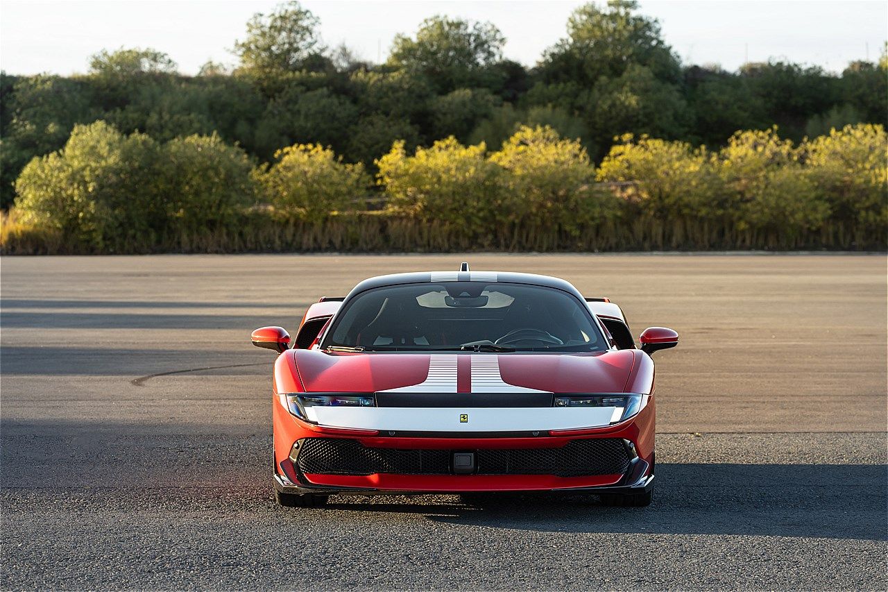 フェラーリの新型車「849テスタロッサ」（写真：Ferrari Japan）