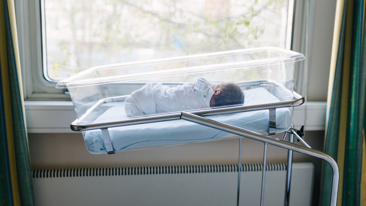 中国の｢母子感染｣が示す乳児のコロナリスク 適切に隔離されず1歳未満の感染が続々発生 | 財新 | 東洋経済オンライン