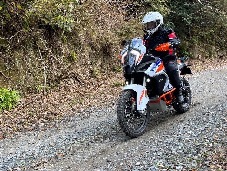 KTM「1290 スーパーアドベンチャーR」のディテール（筆者撮影）