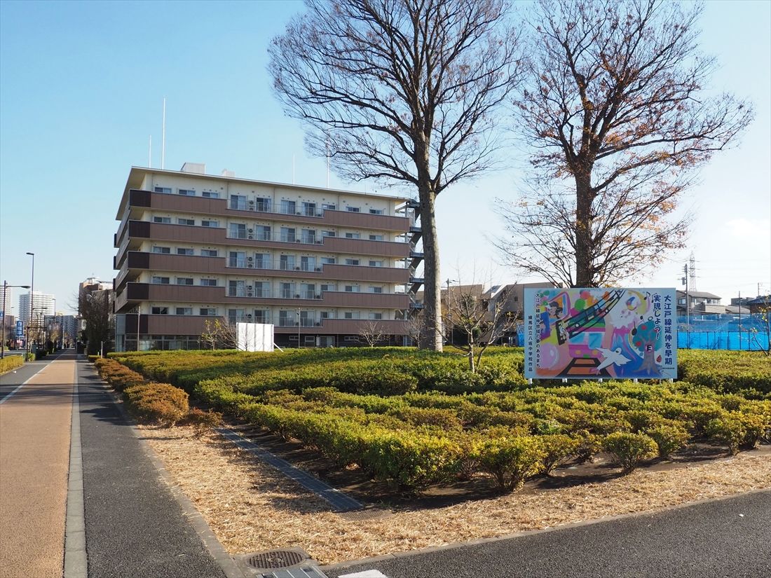すでに駅前広場の用地が確保されている土支田駅（仮称）（記者撮影）