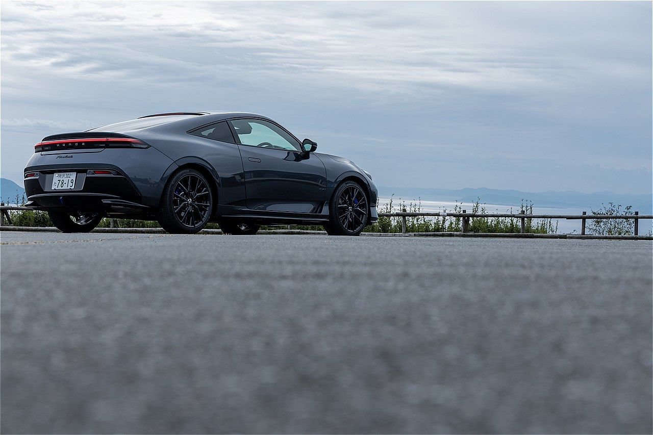 ホンダの新型「プレリュード」（写真：三木 宏章）