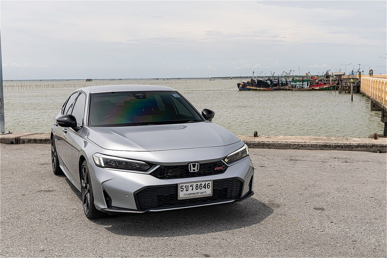 タイで試乗したホンダ「シビック e:HEV RS」（写真：筆者撮影）