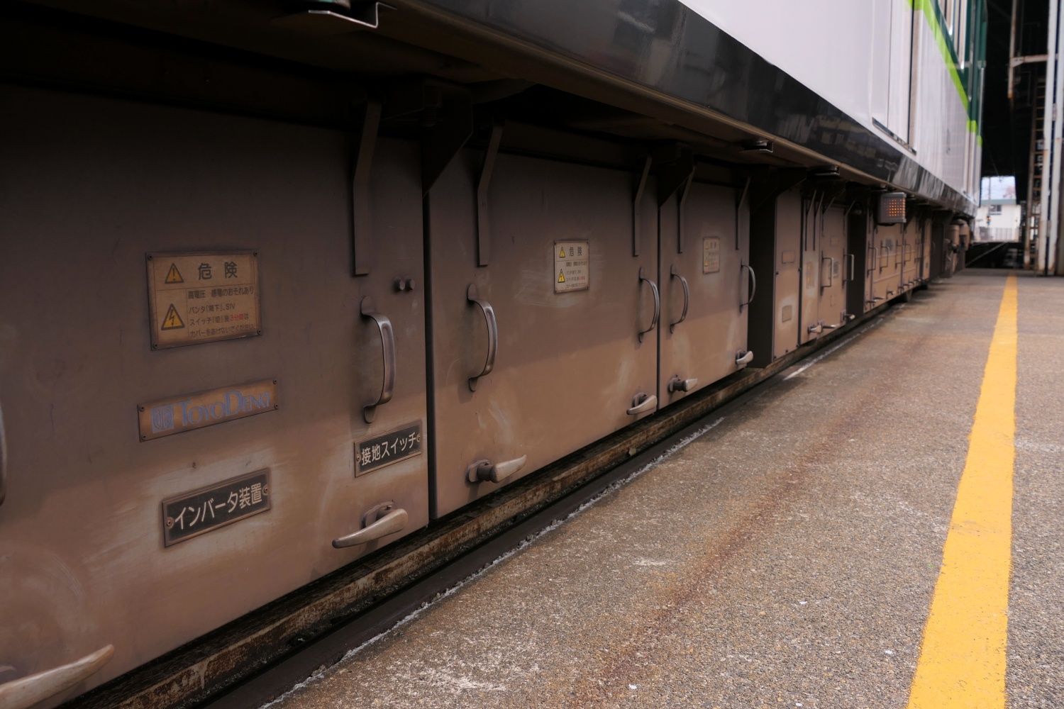 京阪電気鉄道　800系　床下機器