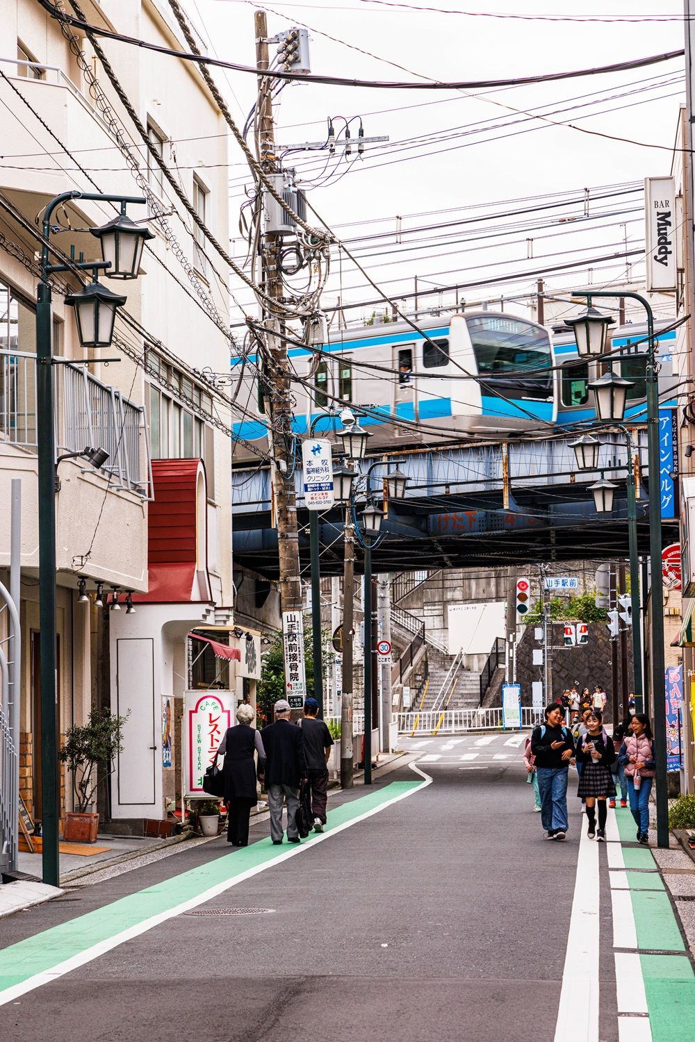 根岸線の電車