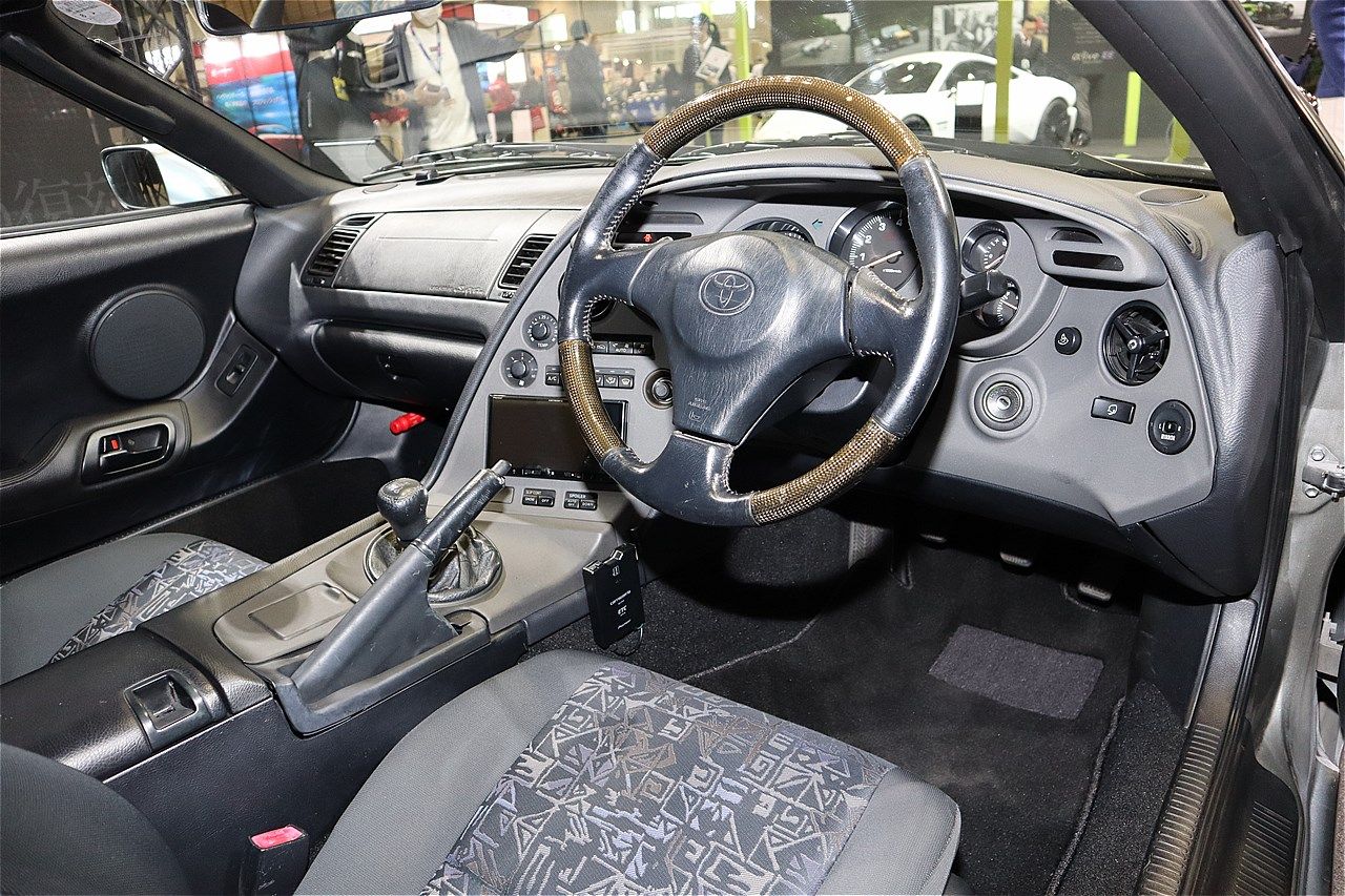 トヨタのA80型「スープラ」（筆者撮影）