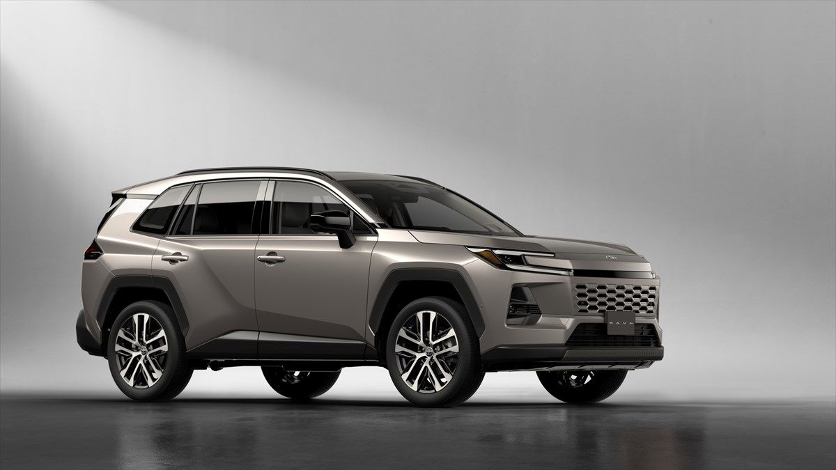 トヨタ RAV4（写真：トヨタ自動車）