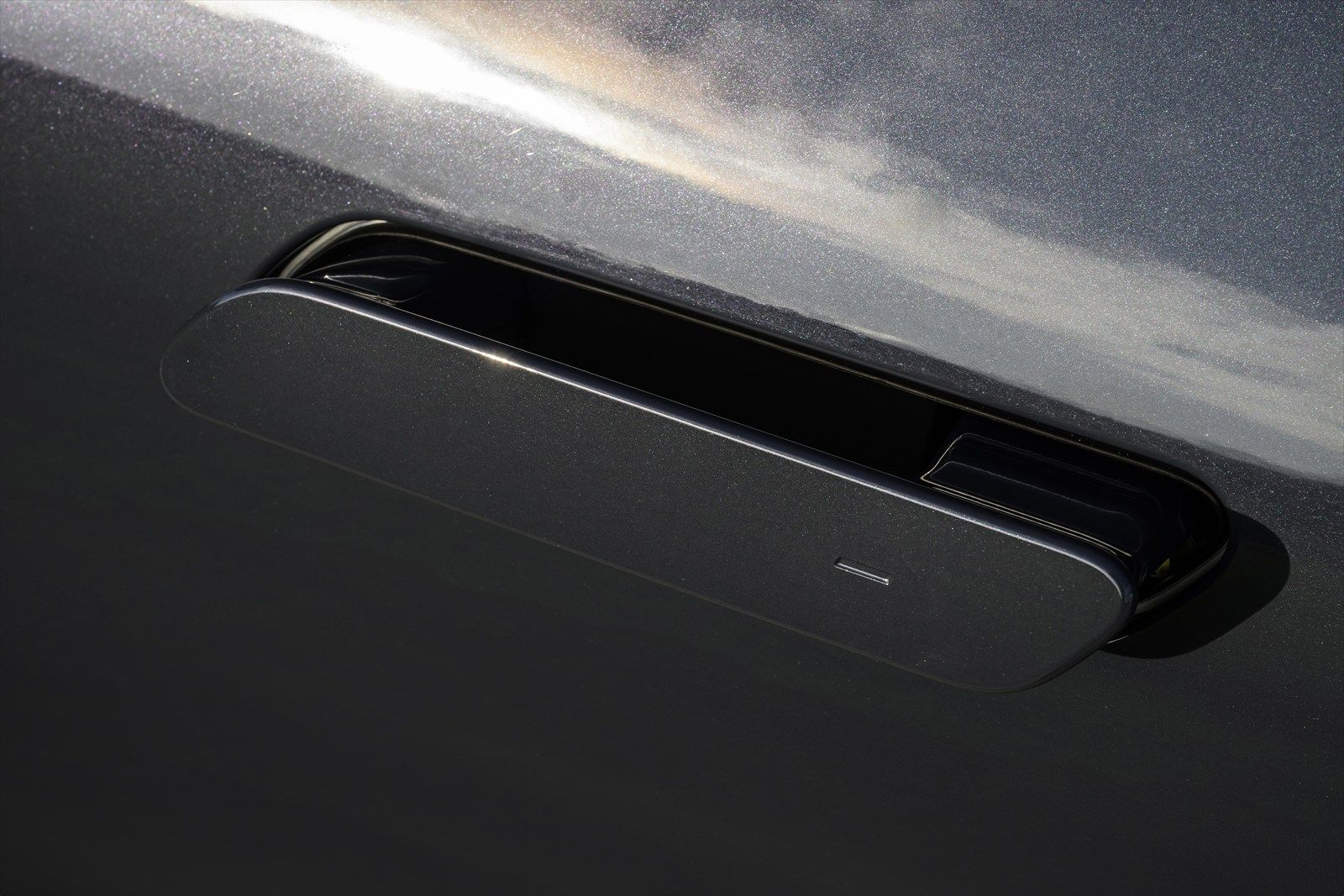 BMW iX3（写真：BMW）