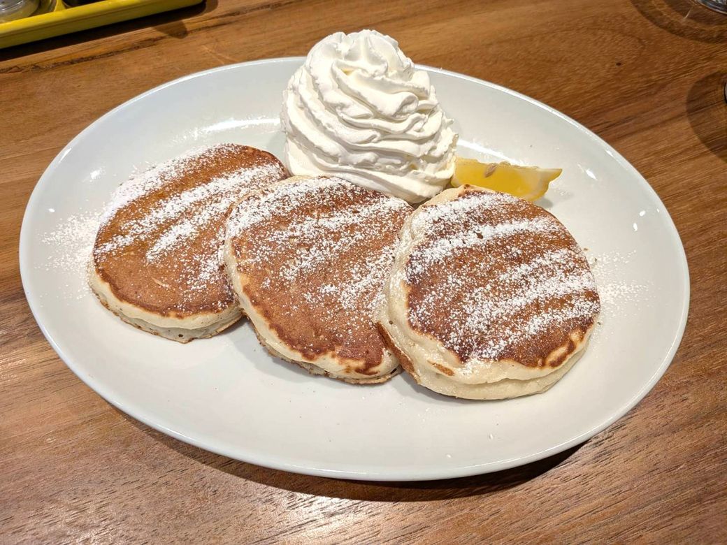 コナズ珈琲のパンケーキ（筆者撮影）