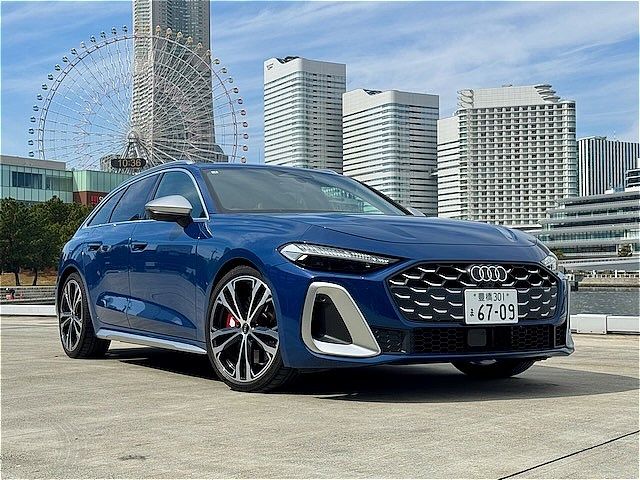 アウディの新型「S5アバント」（筆者撮影）