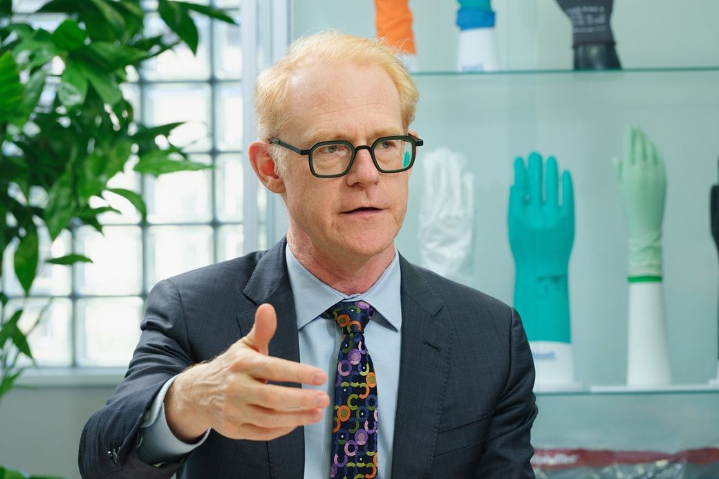 アンセル CEO ニール・サーモン氏