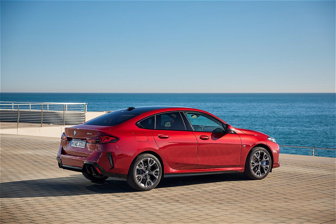 BMWの新型「2シリーズ グランクーペ」（写真：BMW）