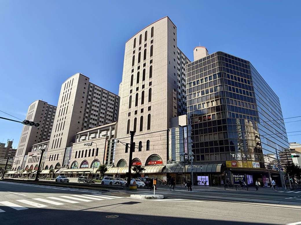 バブル期に再開発によって建てられた「あべのベルタ」（筆者撮影）