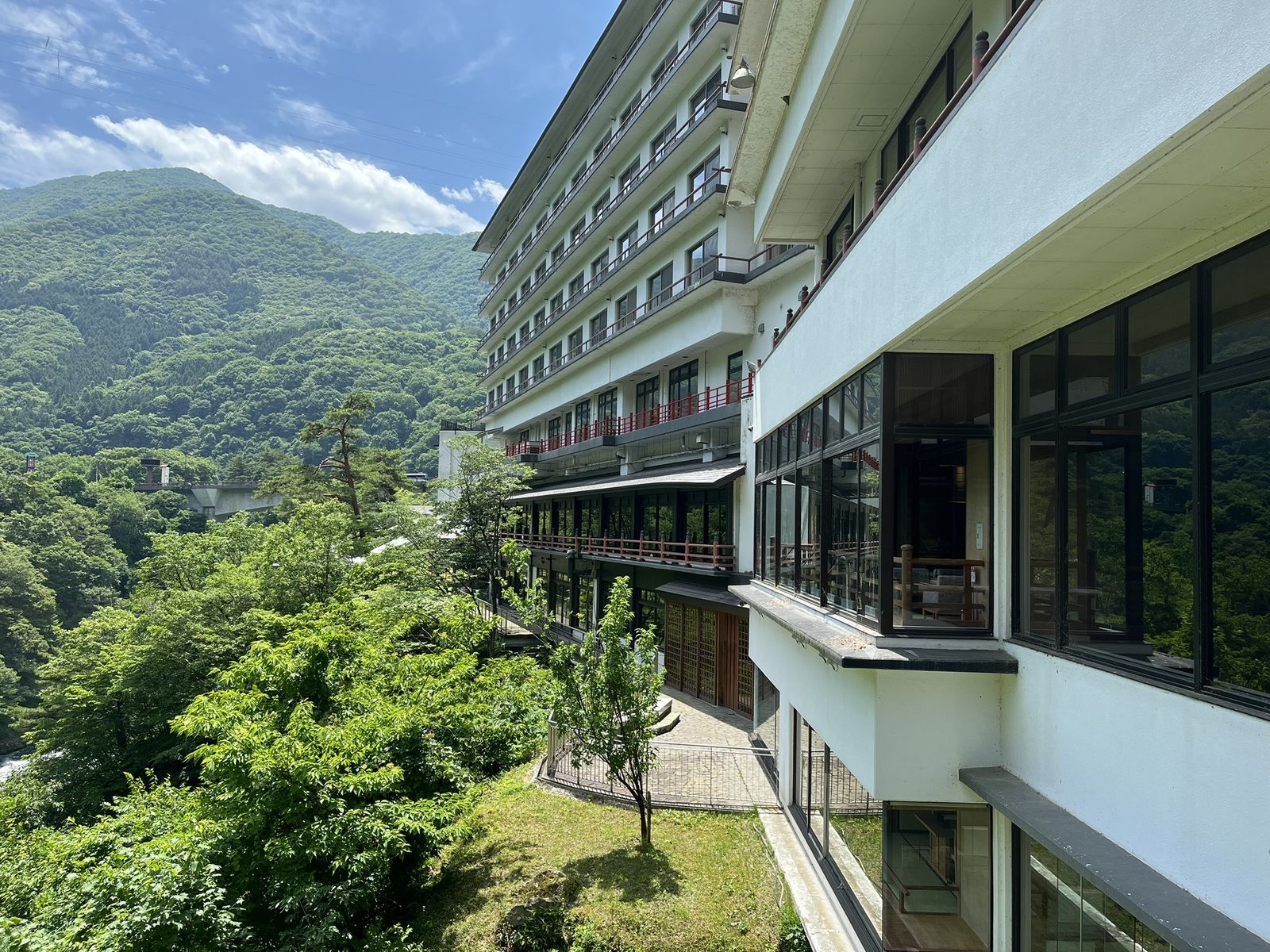 大川荘