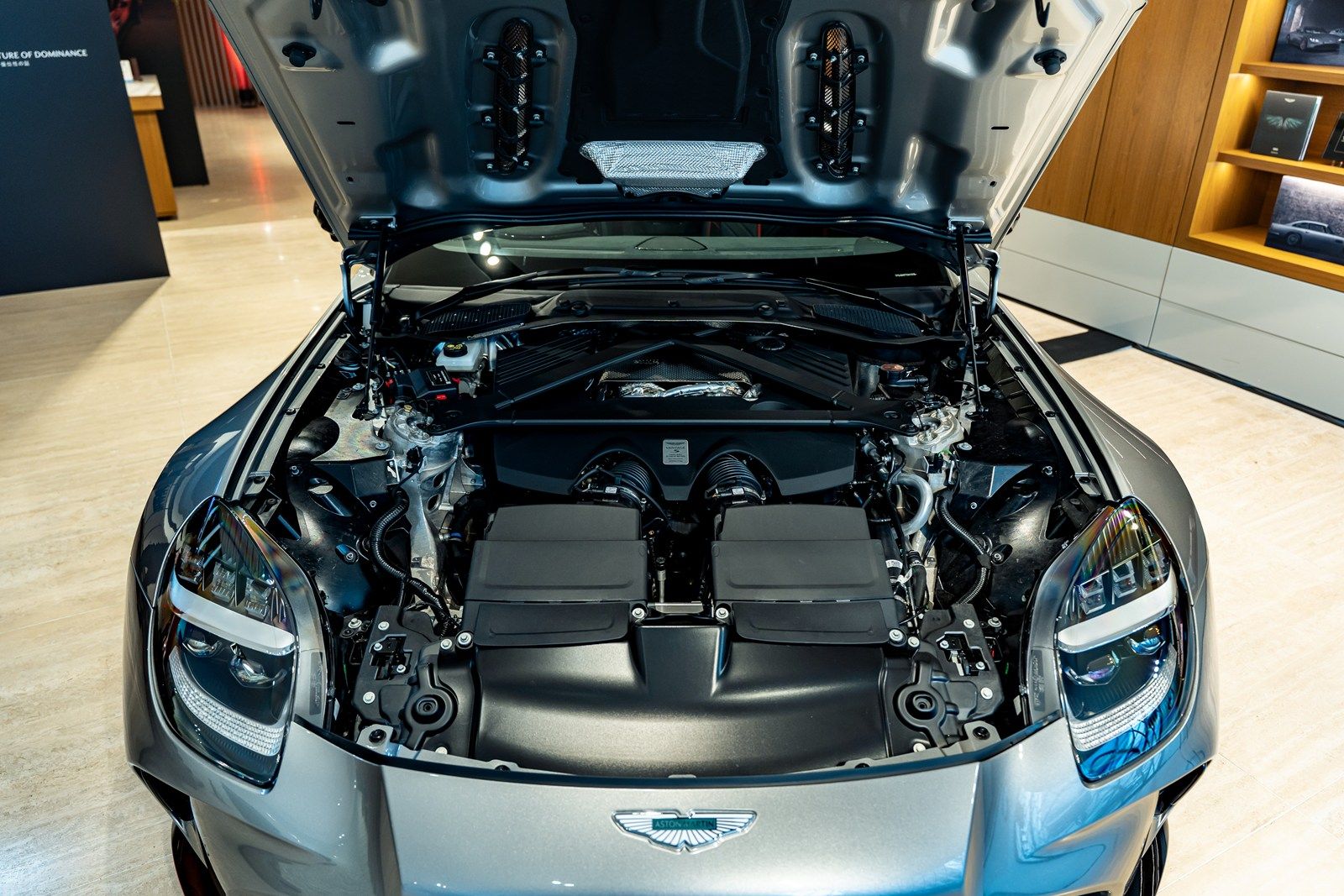 アストンマーティン ヴァンテージS（写真:Aston Martin Japan）