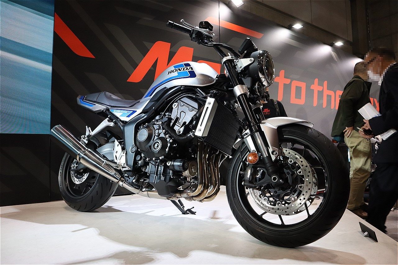 第52回 東京モーターサイクルショーに展示されたホンダ「CB1000Fコンセプト」(筆者撮影）