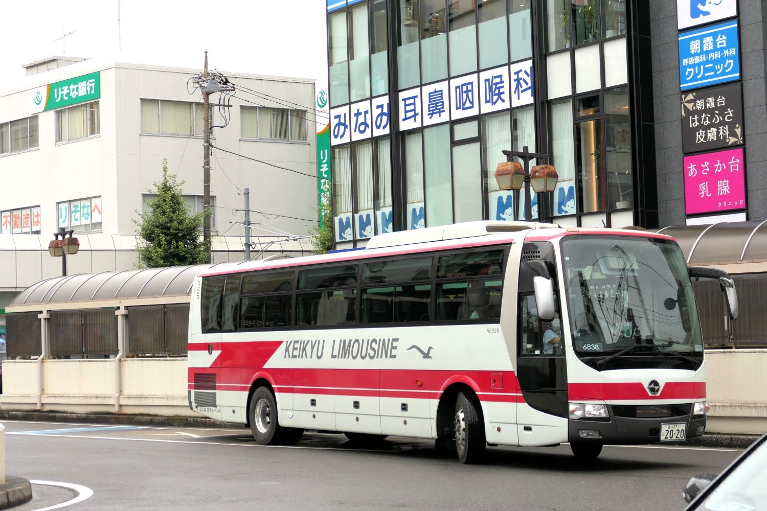 羽田空港連絡バスも出ている（記者撮影）