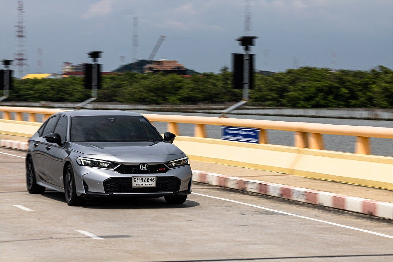 タイで試乗したホンダ「シビック e:HEV RS」（写真：筆者撮影）