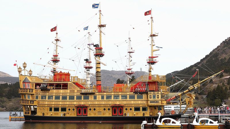 大砲のない｢海賊船｣は水戸岡デザインの真髄だ 船の｢ななつ星｣は､平和を祈るシンボルだ | ローカル線･公共交通 | 東洋経済オンライン