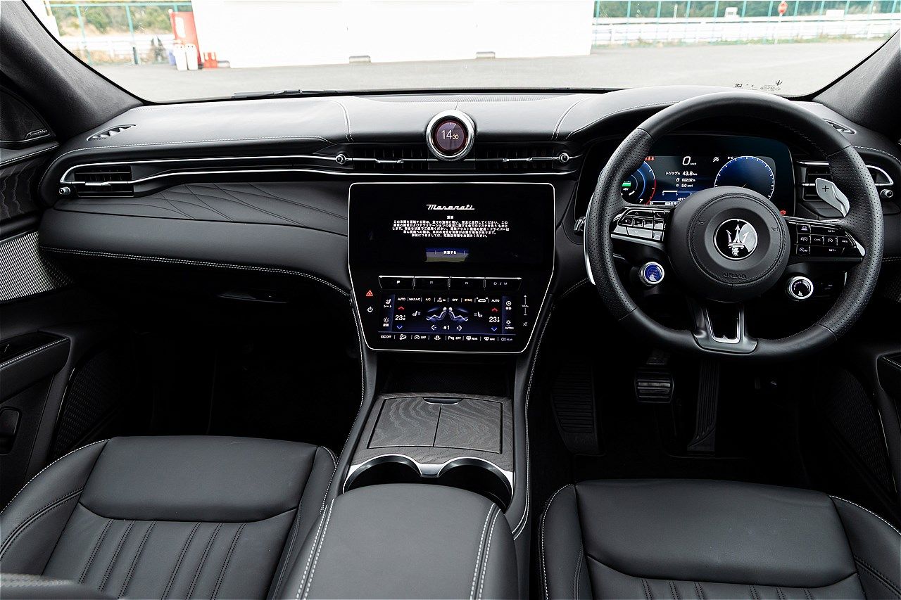 マセラティ「グレカーレ エッセンツァ」（写真：三木 宏章）