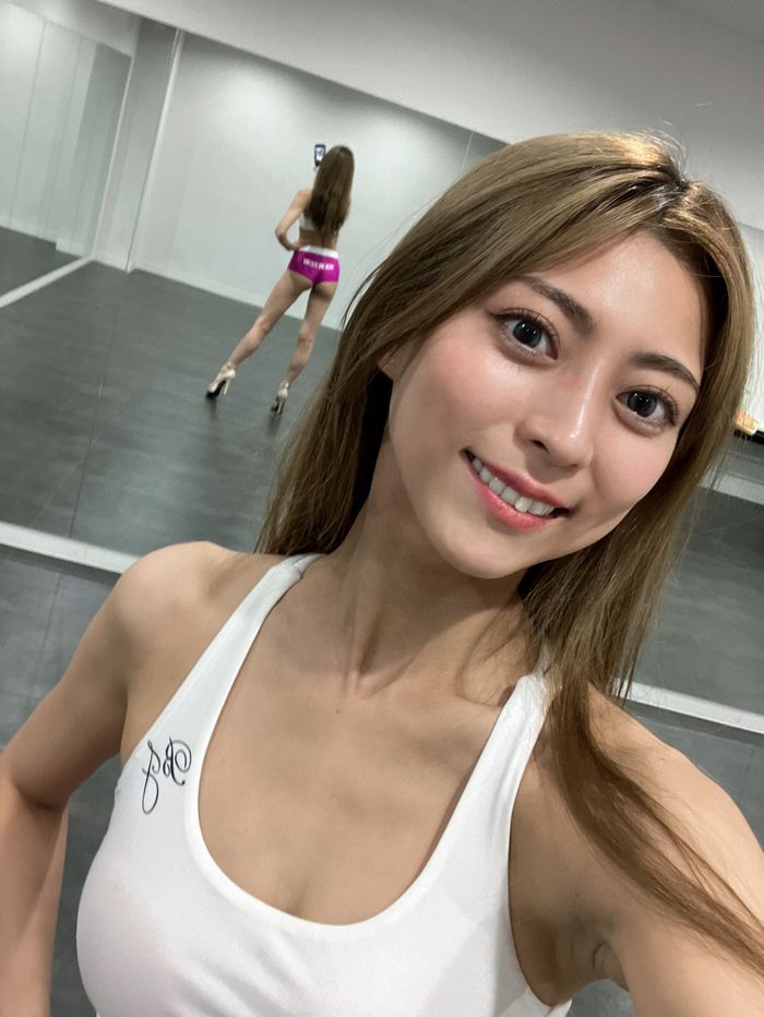 スタジオでの1枚（写真：本人提供）