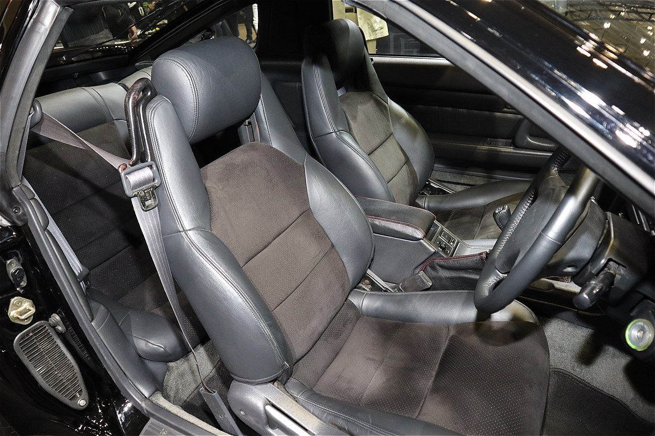 トヨタのA70型「スープラ」（筆者撮影）
