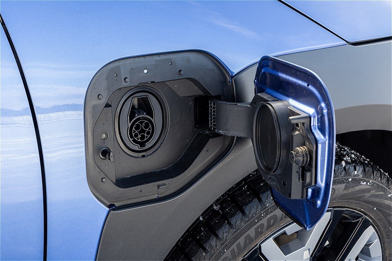 2026年4月上旬に正式発表予定、スバル新型BEV「トレイルシーカー」のプロトタイプ（写真：三木 宏章）