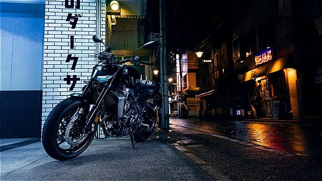 ヤマハの新型バイク「MT-09 Y-AMT」。写真は欧州仕様（写真：ヤマハ発動機）