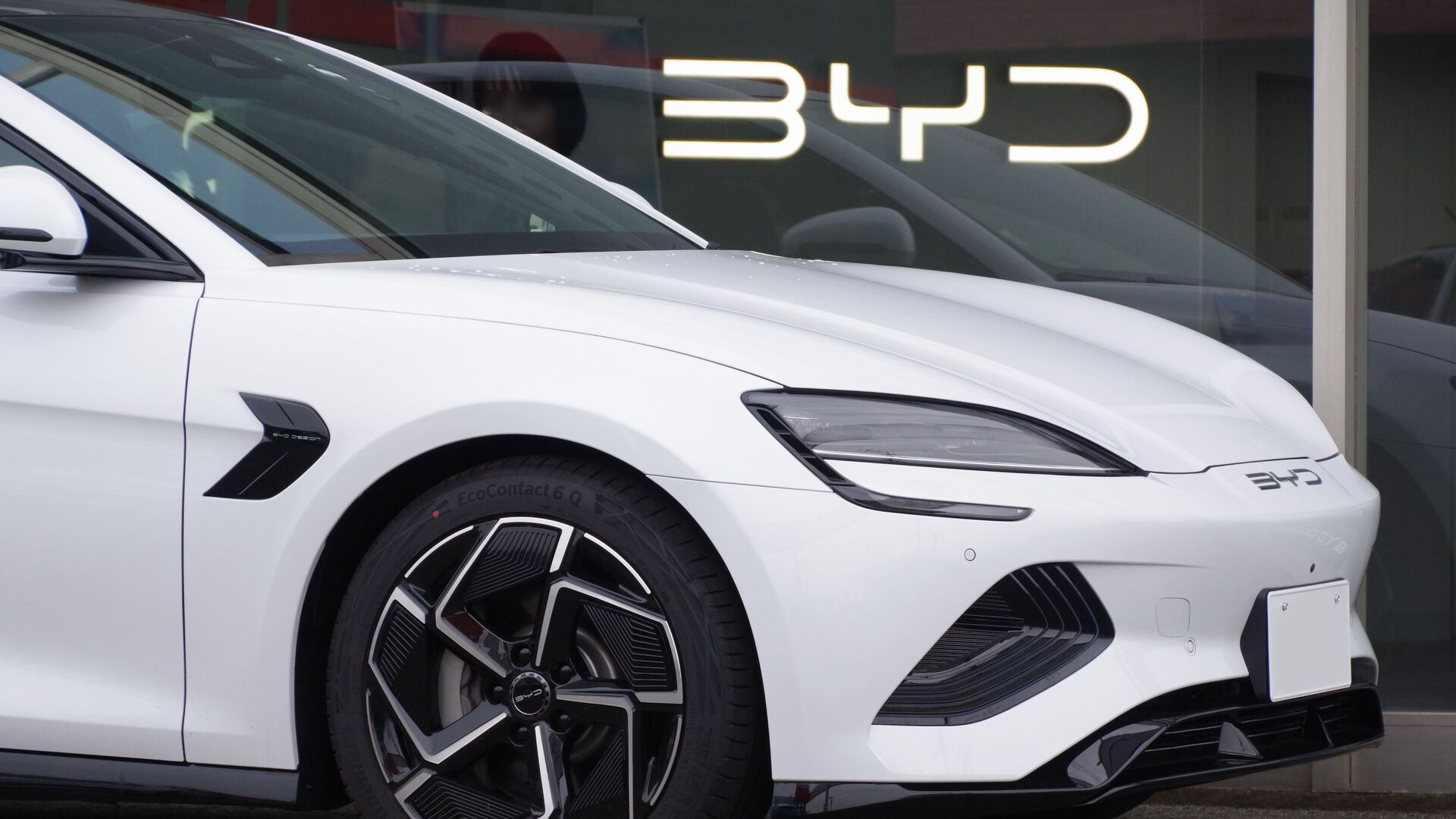 Photo: Toyokeizai Flash Charging and the 4nm Smart Chip