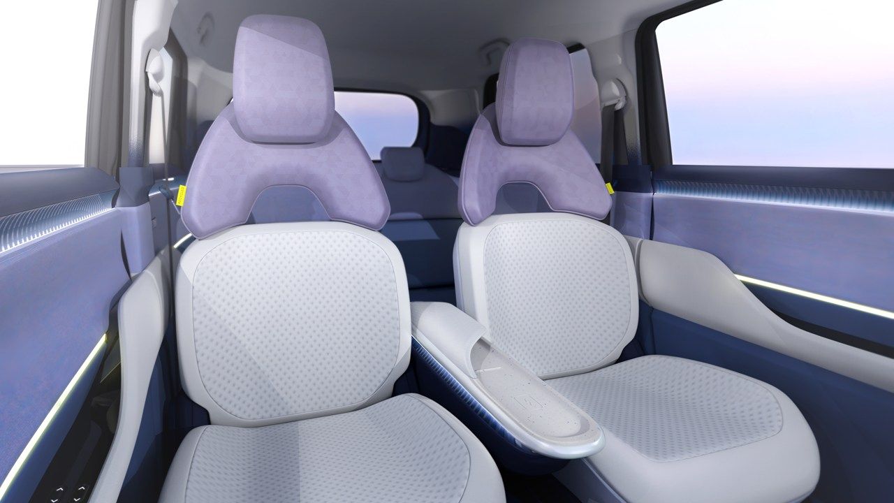 スズキ「ビジョンe-スカイ」（写真：スズキ）