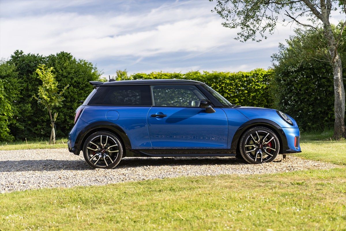 ミニ・ジョン・クーパー・ワークス（写真：MINI）