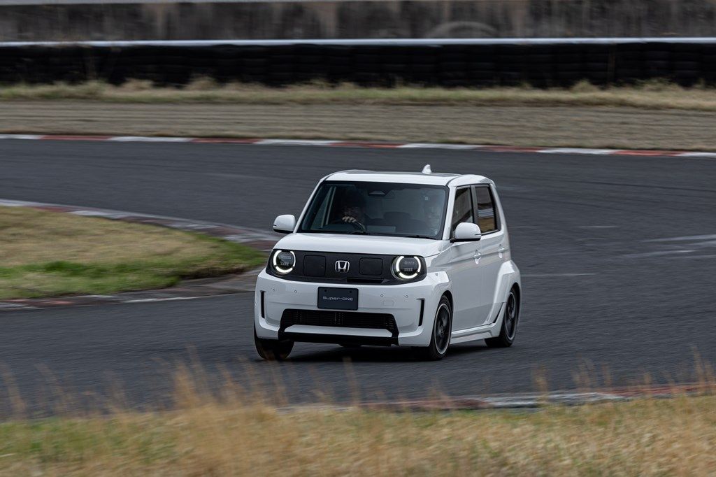 ホンダ「Super-ONE」（写真：三木 宏章）