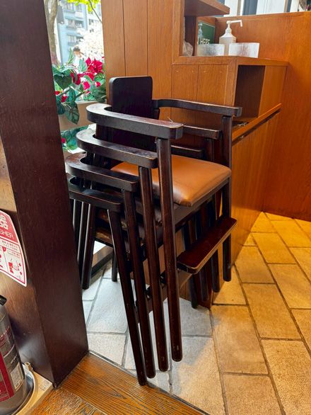 クア・アイナに用意されていたキッズチェア（写真：編集部撮影）