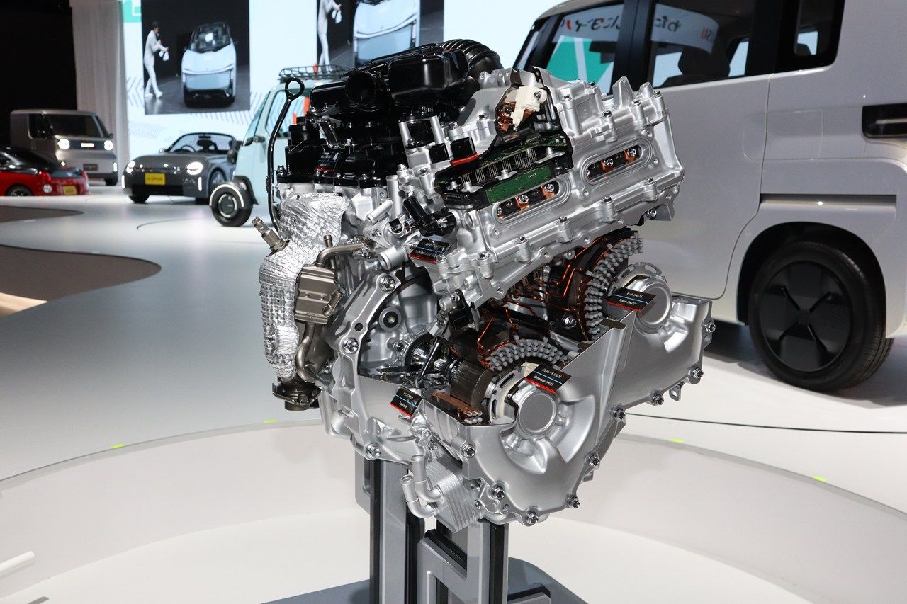 ダイハツ「K-ビジョン」（筆者撮影）