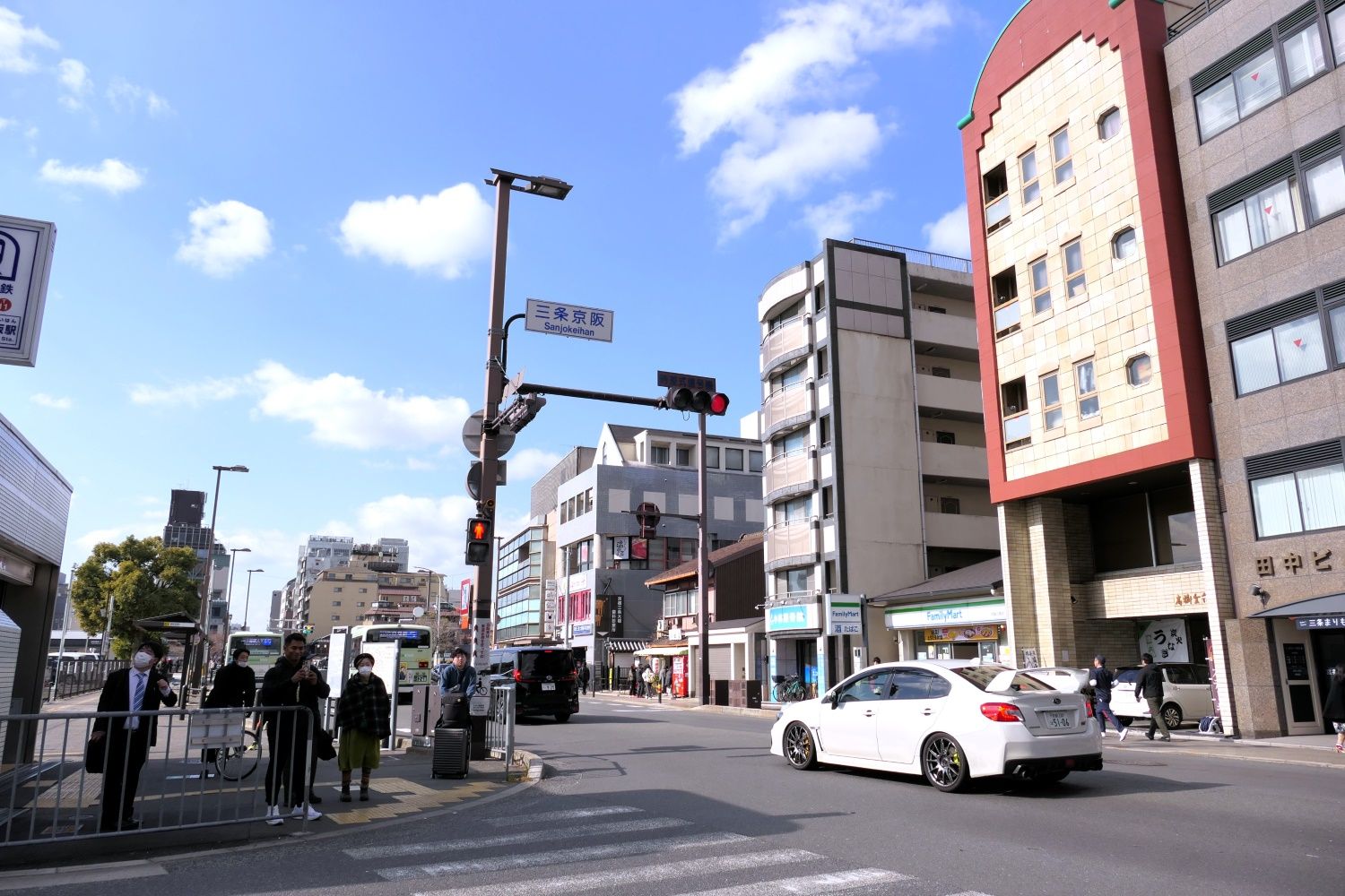 三条京阪　交差点