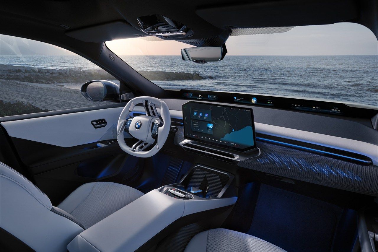 BMW iX3（写真：BMW AG）