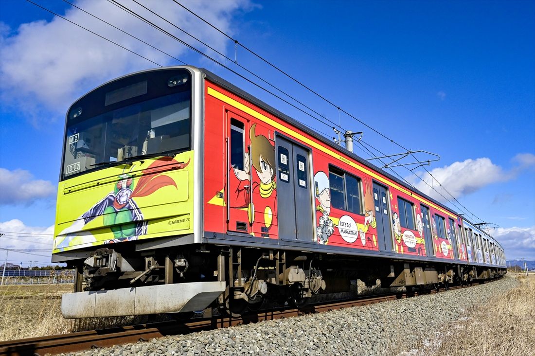 仙石線を走る「マンガッタンライナーⅡ」（撮影：武川健太）