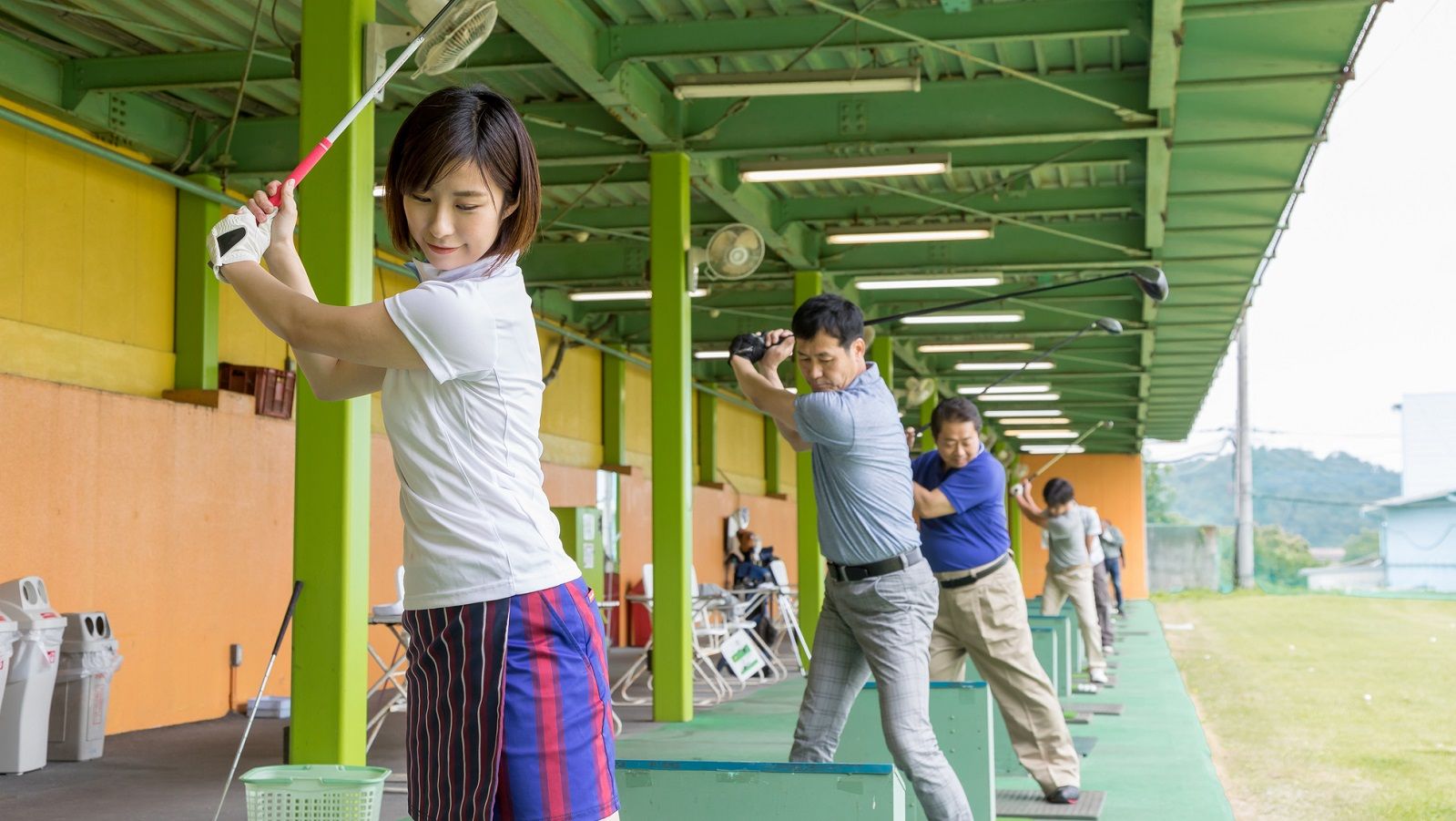 今の若者が｢ゴルフ｣をやっていない切実な事情 実際に大学生の声をアンケートで聞いてみた | ゴルフとおカネの切っても切れない関係 | 東洋経済オンライン