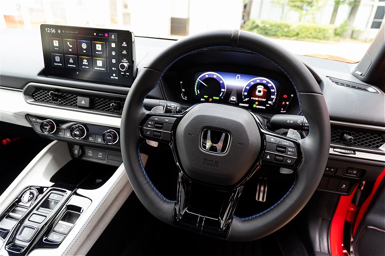 ホンダの新型「プレリュード」（写真：三木 宏章）