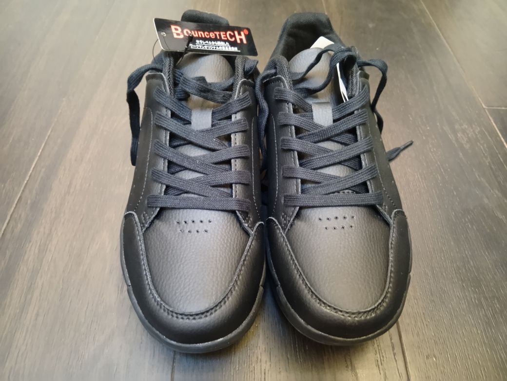 表面（筆者撮影）