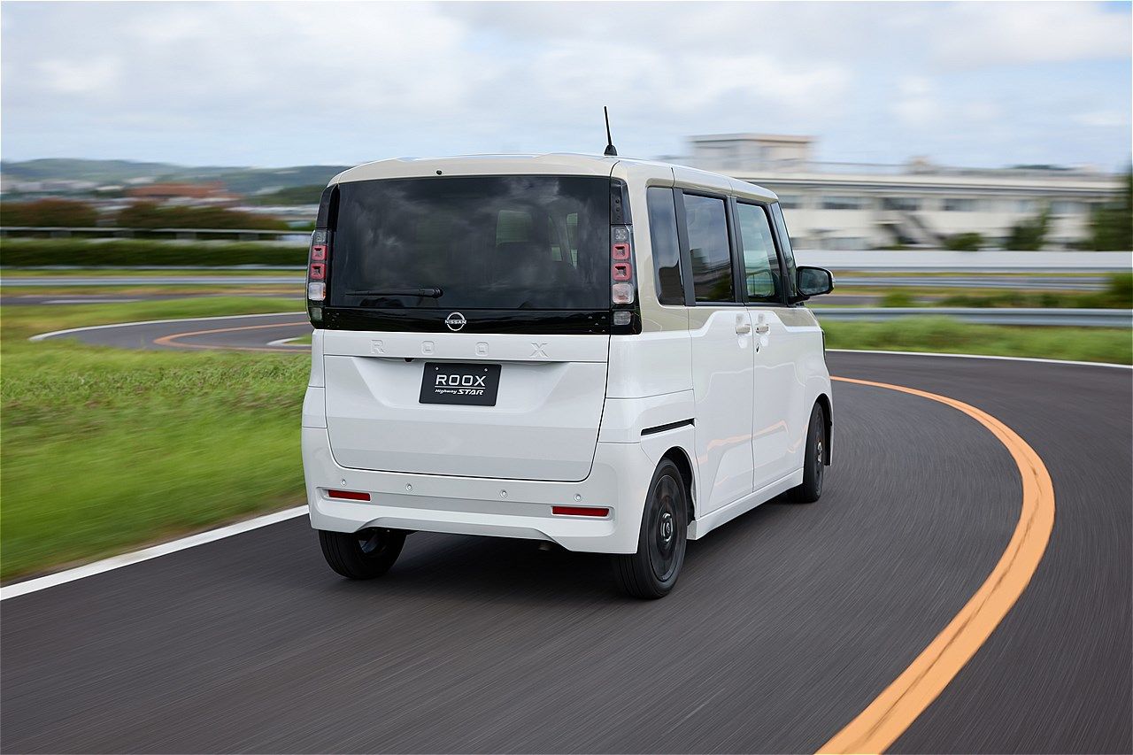 日産の新型軽自動車「ルークス」（写真：日産自動車）