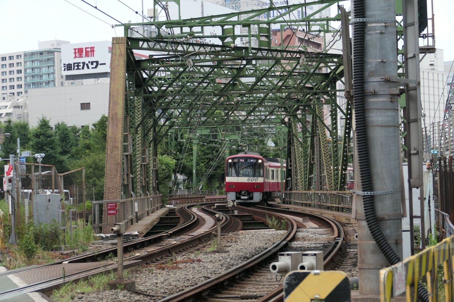 八ツ山跨線線路橋