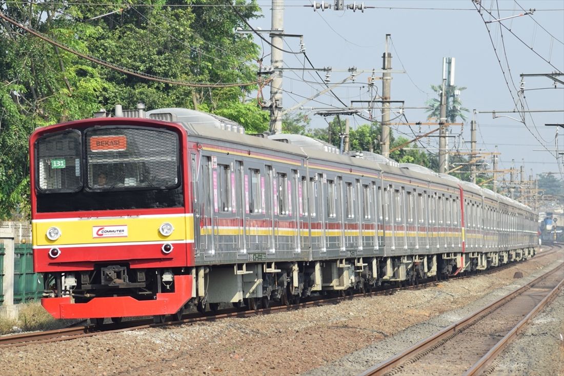 元南武線車両と横浜線車両を組み合わせた12両編成＝2019年7月（筆者撮影）