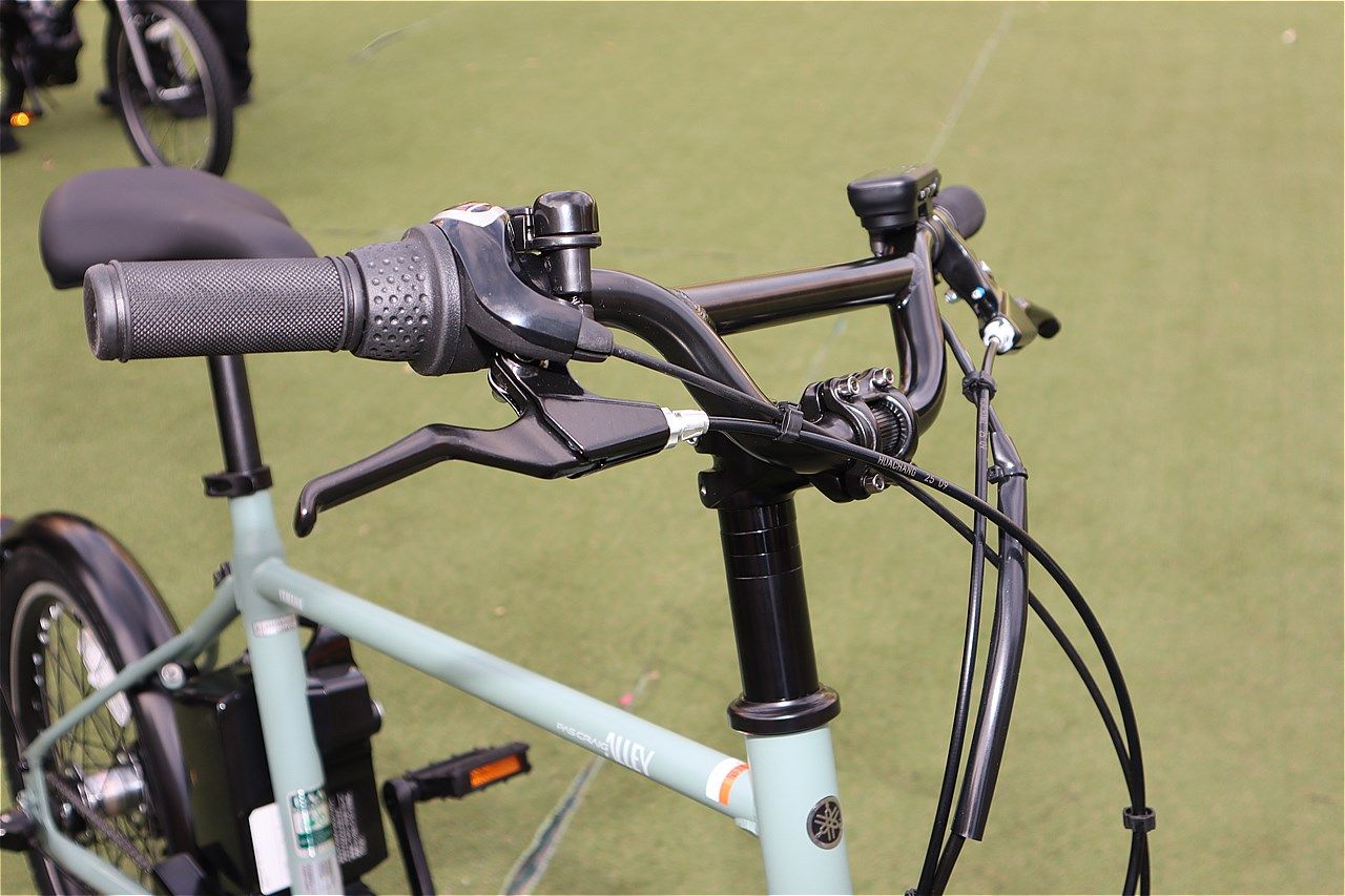 ヤマハの新型電動アシスト自転車「PAS CRAIG ALLEY（パス クレイグ アリー）」(写真：筆者撮影）