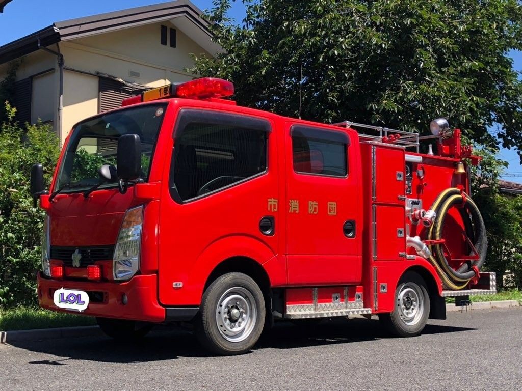 自家用車として改造する前の消防車（写真：うつみさん提供）