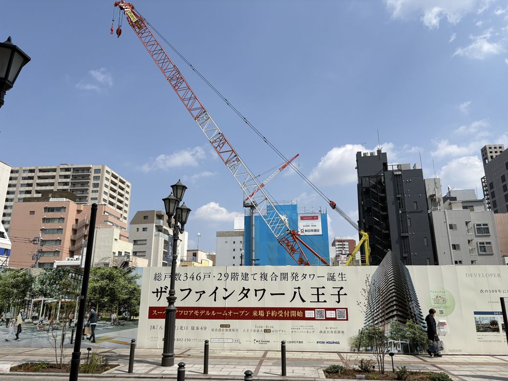 西武跡地はマンション建設中（写真：筆者撮影）