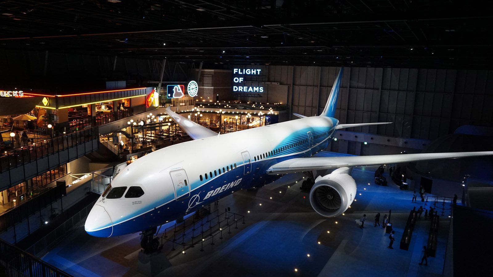 中部空港に｢飛行機遊園地｣が生まれた理由 シアトル発店舗が出店､初年度160万人が来場 | エアライン・航空機 | 東洋経済オンライン