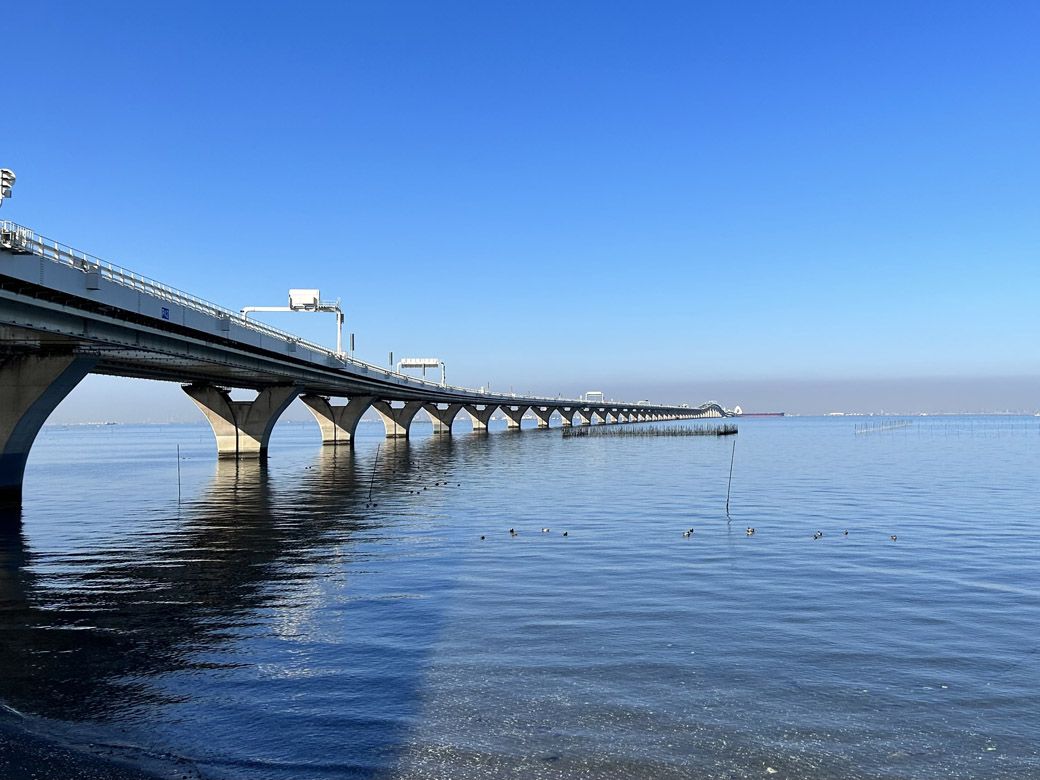 木更津から客足を運んでいったアクアライン（筆者撮影）