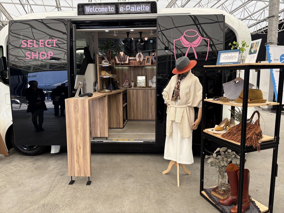 東京・お台場「e-Palette」取材会にて（写真：桃田健史）