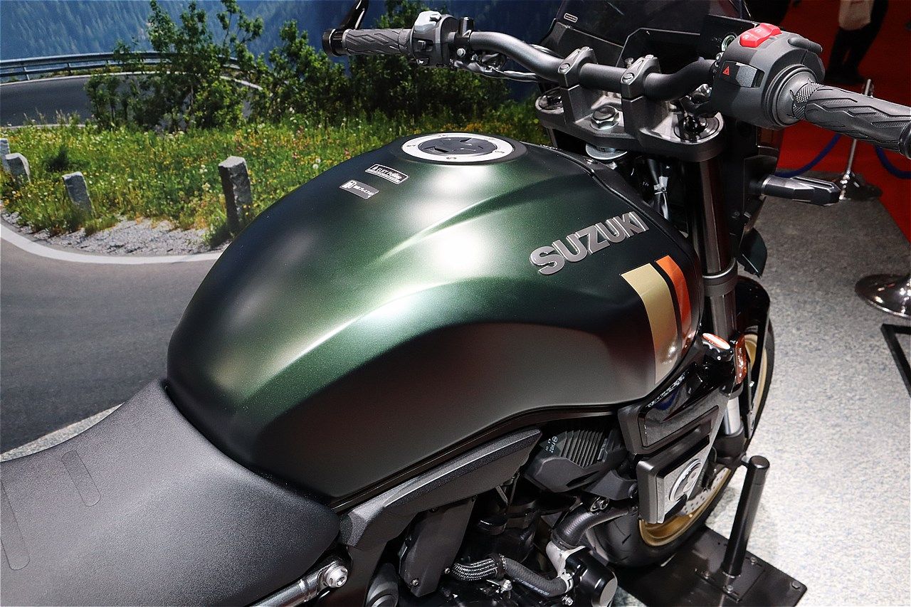スズキの新型「GSX-8TT」（筆者撮影）