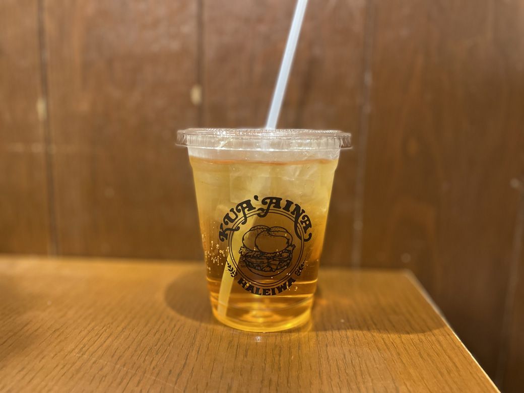 キッズのアップルジュース（写真：筆者撮影）